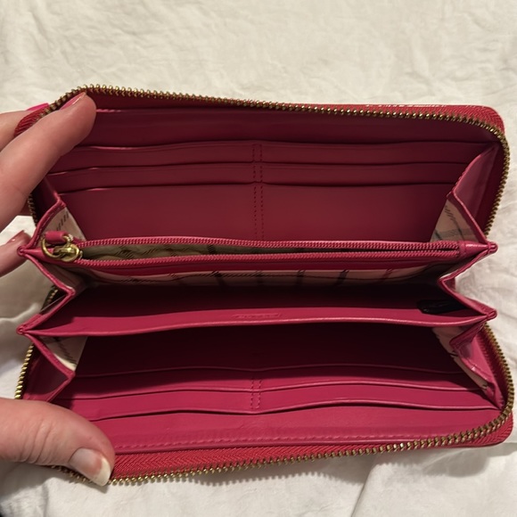 Coach pink and brown wallet with light pink accents - Picture 5 of 9